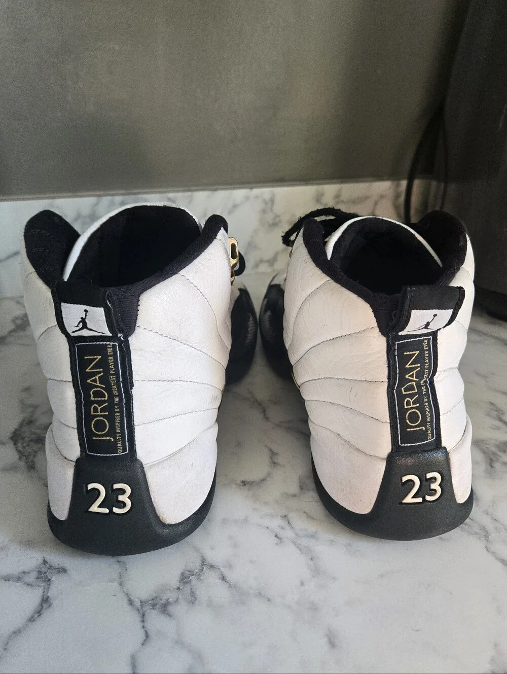 Air jordan 12 retro royalty taxi